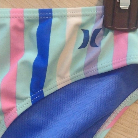 🆕Plus HURLEY Bow Back Striped Bikini & SHEIN CURVE Tie-Dye Ruffle BANDO Set!! - Picture 8 of 10